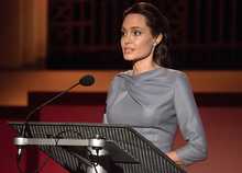 Выбор достаточно большой и рассчитан как на любителей плотного обеда, так и на тех, кто придерживается принципов сбалансированного питания