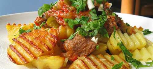 Суп с фасолью и свининой