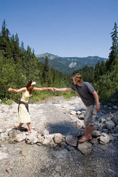А еще хуже, если угораздит влюбиться в курортного любовника