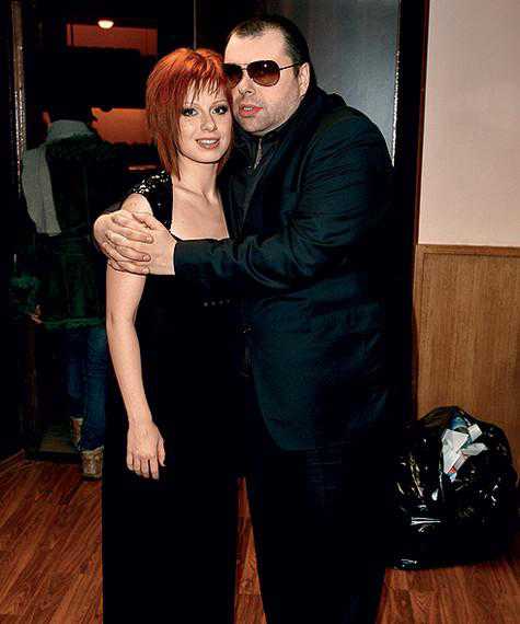 У бабки мы должны быть были неделюдня прошло и мы с теткой ничего так и не придумали