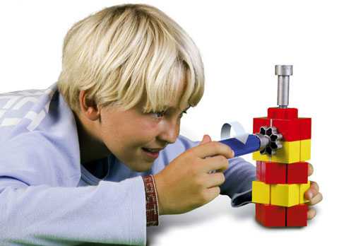 Лидирует в производстве развивающих конструкторов для детей знаменитый