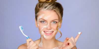 Уход, проводимый в домашних условиях за проблемной кожей, должен быть комплексным, не нужно надеяться только на одно быстро действующее средство, т