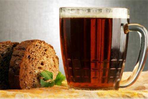 Квас из сусла вкусный освежающий напиток, который прекрасно подходит не только для питья, но и для приготовления классической окрошкиг квасного сусла ст