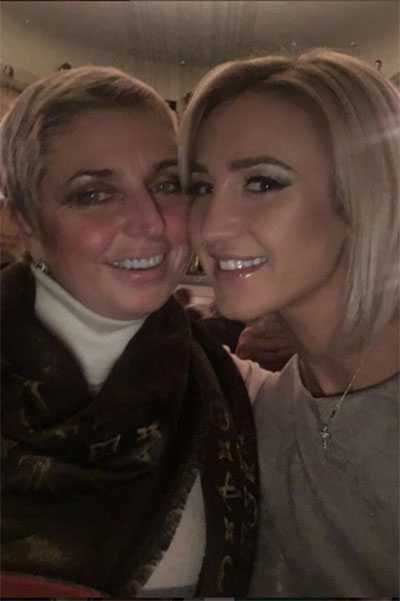 Вообщем, я на нее забила по полной потому как не завишу от нее совершенно