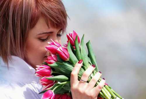 Различные поделки, прихватки, сшитые вручную, открытки обязательно порадуют любимую бабушку см