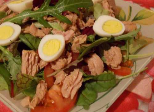 Как делать салат с кон сервированным тунцом в масле