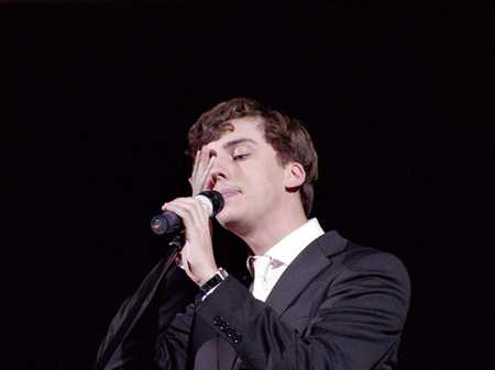 Папарацци застукали Орландо Блума в компании грузинской пианистки