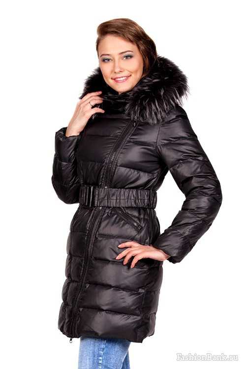 Одежду такого типа украсят всевозможные нашивки и аппликации, популярным будет цветочный и абстрактный принт