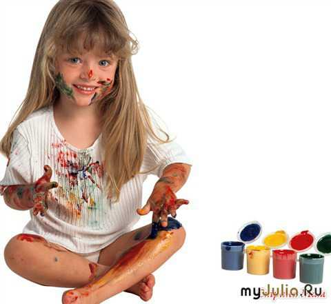 Масса наносится на лицо, процеживать ее не нужно