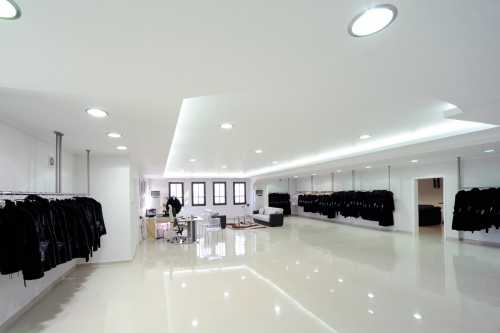 Сколько стоят и как выгодно купить шубу в Дубае