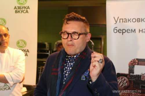 Историк моды Александр Васильев шокировал публику