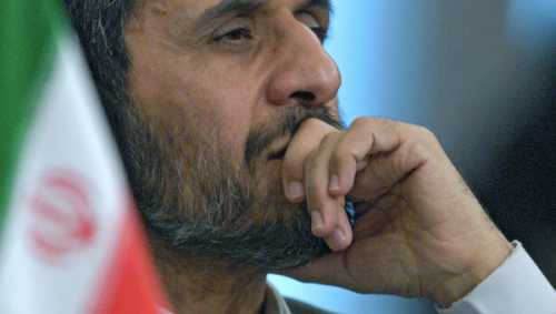 США этим пользуются, у них есть рычаг давления, пояснил