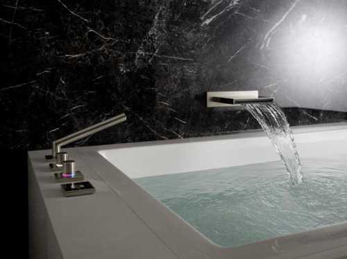 Вам представится хорошая возможность улучшить собственное благосостояние вот к чему снится мыться в озере, вода в котором чистая и прозрачная