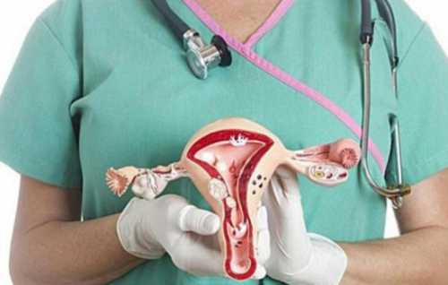 Она вводится под визуальным контролем