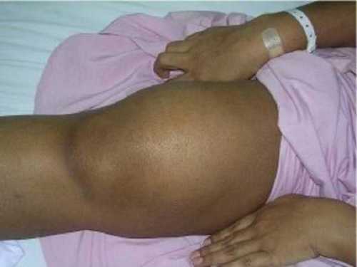 Воды должно быть немного каша должна получиться вязкой